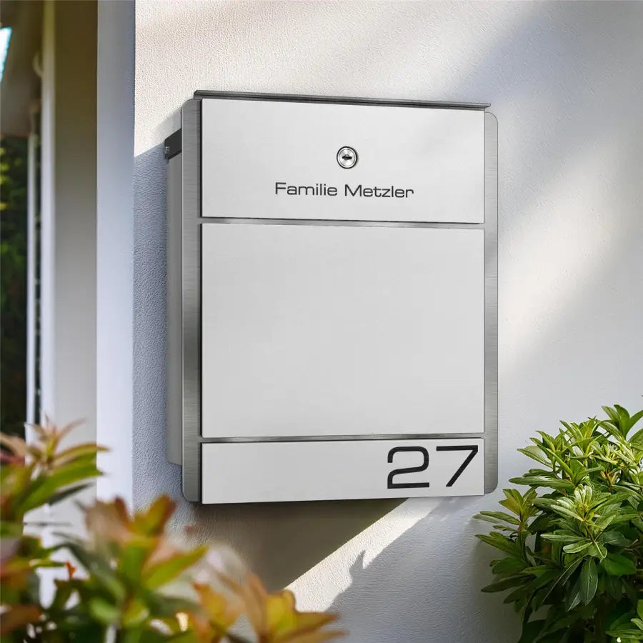 RAL 9016 liiklusvalge