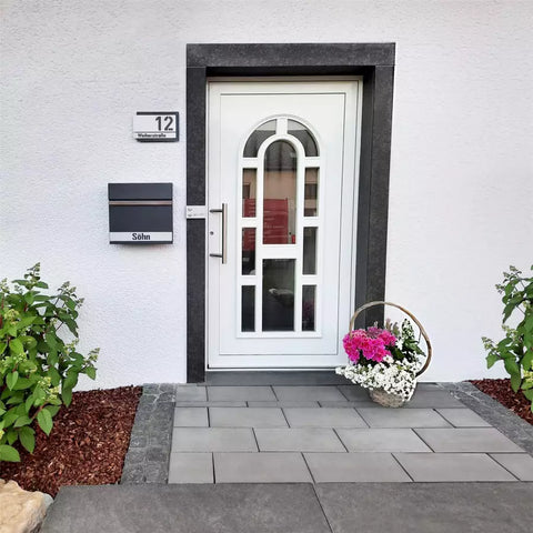 Massiivne postkast | kliendi soovitud graveeringuga terasliist | Asta