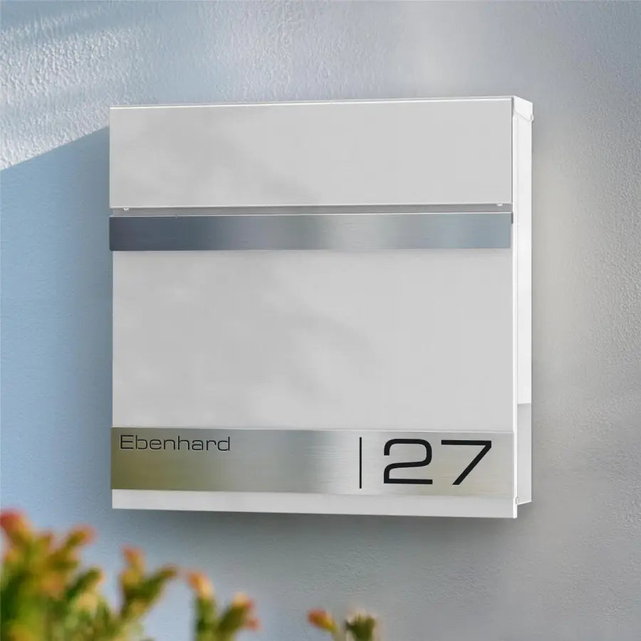 RAL 9016 liiklusvalge