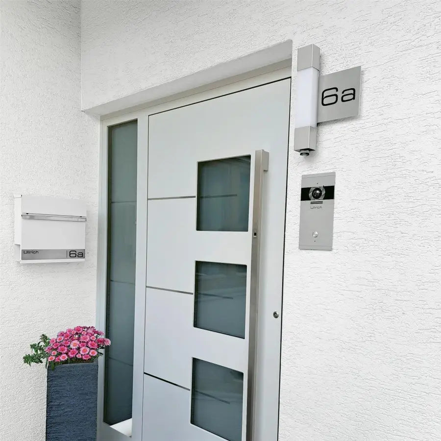 RAL 9016 liiklusvalge