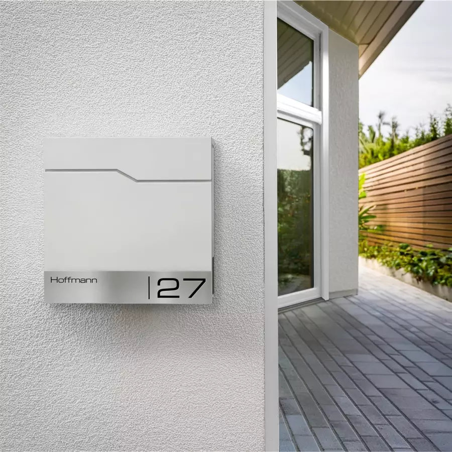 RAL 9016 liiklusvalge