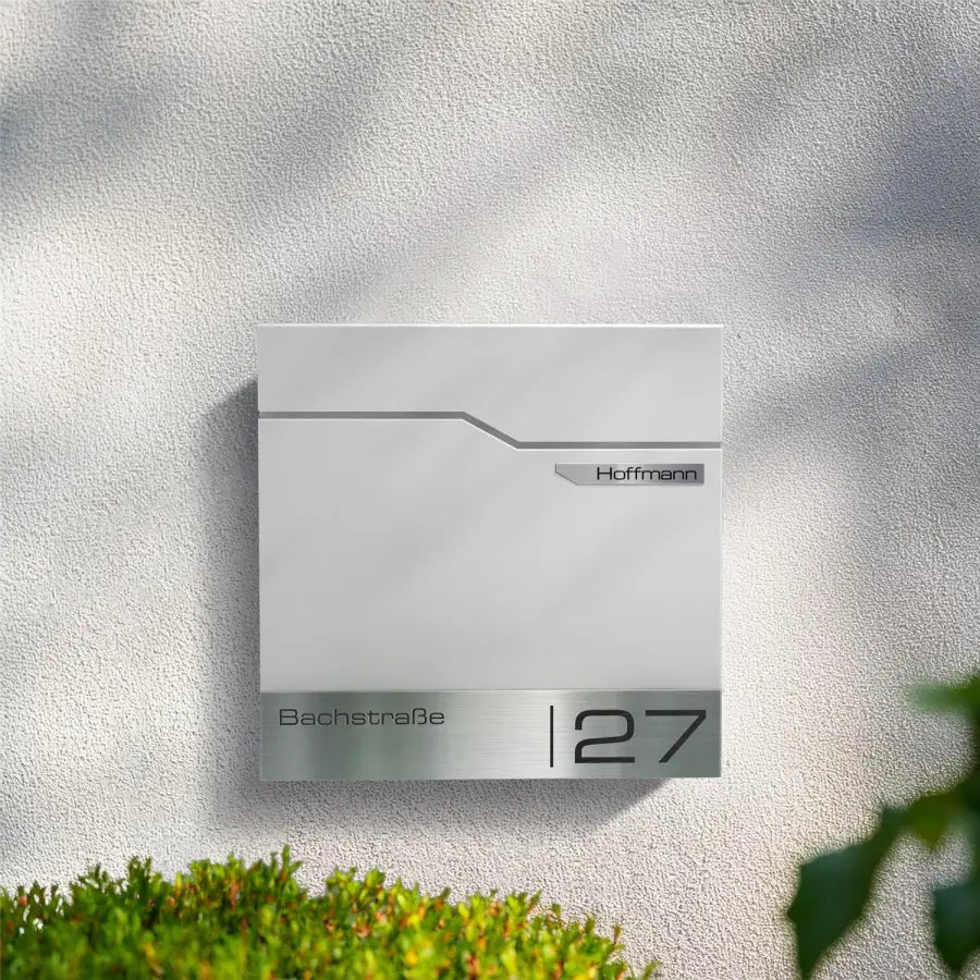 RAL 9016 liiklusvalge