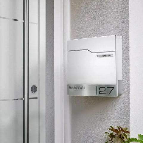 RAL 9016 liiklusvalge