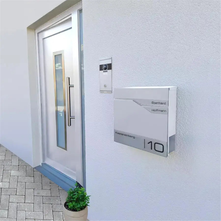 RAL 9016 liiklusvalge